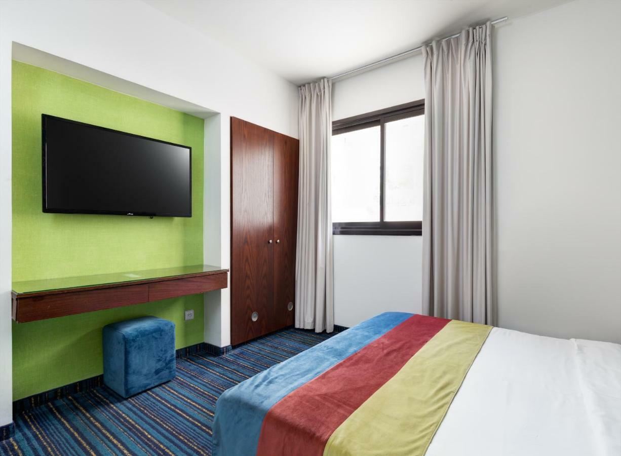 Mizpe Yam Boutique Hotel Netánja Kültér fotó